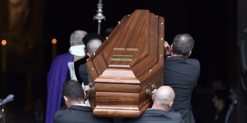 Comment faire un enterrement moins cher