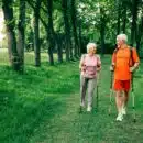 Les bienfaits de la marche pour les seniors rester en forme à tout âge